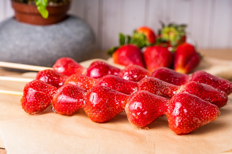特級草莓巨無霸糖葫蘆冰棍．草莓控必買【甜一口】 花蓮好好玩